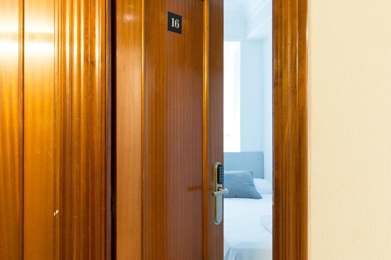 Pension Arias Більбао Екстер'єр фото